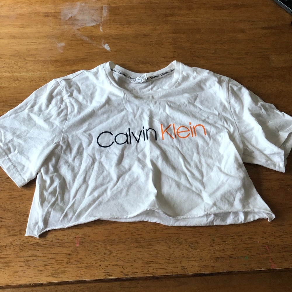 Calvin Klein shopped tshirt